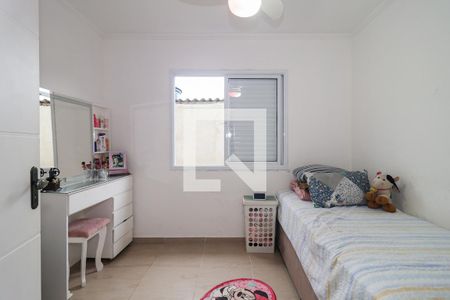 Quarto  de casa para alugar com 3 quartos, 166m² em Jardim Oliveiras, Taboão da Serra