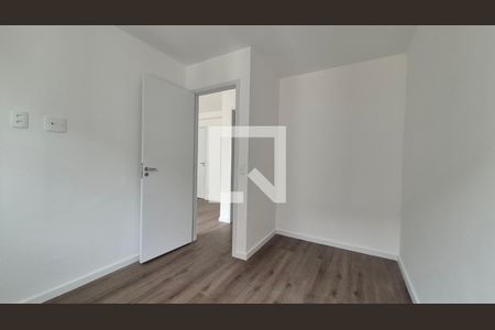 Quarto de apartamento à venda com 1 quarto, 38m² em Santa Terezinha, Santo André