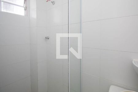 Banheiro de apartamento para alugar com 1 quarto, 16m² em Vila Maria Baixa, São Paulo