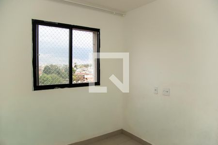 Quarto 2 de apartamento para alugar com 2 quartos, 42m² em Parque Maria Helena, São Paulo