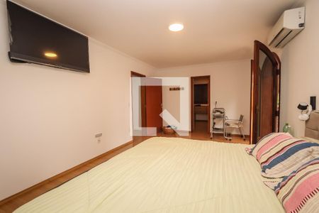 Suite de casa à venda com 5 quartos, 350m² em Jardim Londrina, São Paulo