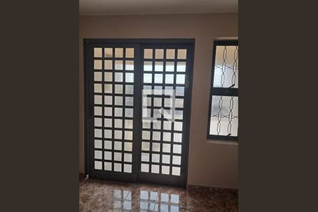 Casa à venda com 2 quartos, 211m² em Jardim Pacaembu, Jundiaí