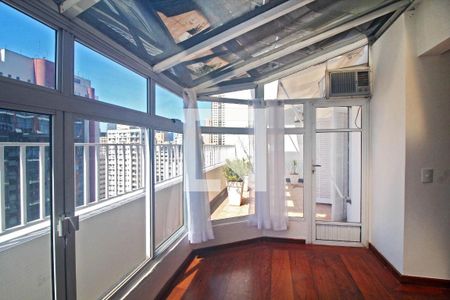 Apartamento à venda com 2 quartos, 115m² em Chácara Itaim, São Paulo