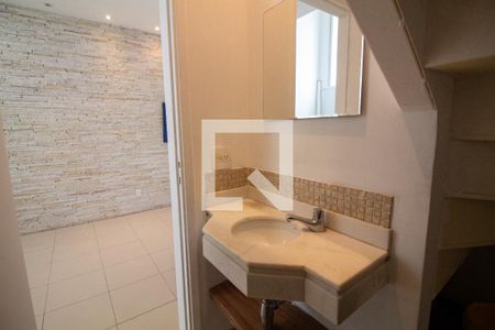 Lavabo de apartamento para alugar com 1 quarto, 42m² em Campo Belo, São Paulo