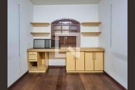 Quarto 2 - Suíte de casa de condomínio à venda com 5 quartos, 197m² em Vila Pirajussara, São Paulo
