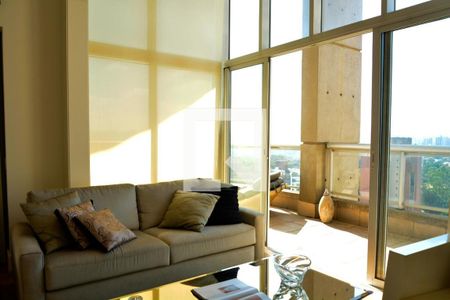 Apartamento à venda com 2 quartos, 151m² em Vila Nova Conceição, São Paulo