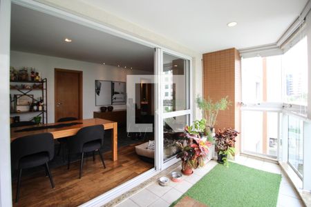 Varanda de apartamento à venda com 2 quartos, 95m² em Vila Olímpia, São Paulo