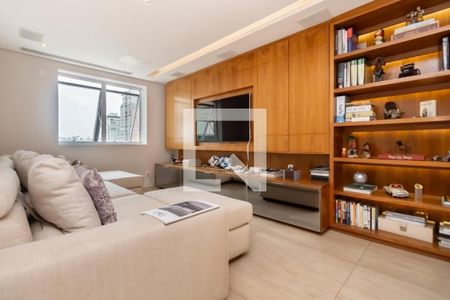 Apartamento à venda com 4 quartos, 335m² em Moema, São Paulo