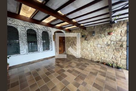 Casa à venda com 3 quartos, 130m² em Santa Maria, Santo André