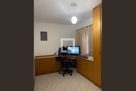 Casa à venda com 3 quartos, 130m² em Santa Maria, Santo André