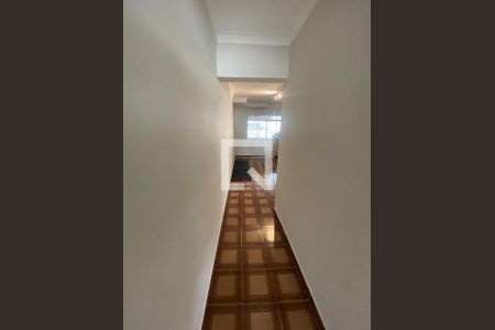 Casa à venda com 3 quartos, 130m² em Jardim Santo Elias, São Paulo