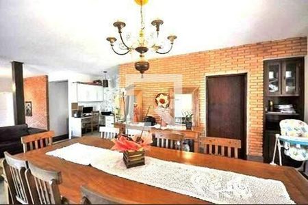 Casa à venda com 5 quartos, 392m² em Parque da Hipica, Campinas