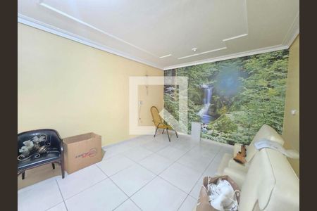 Casa à venda com 8 quartos, 260m² em Jardim Penha, São Paulo