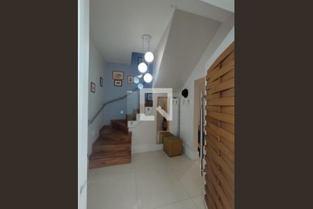 Corredor de casa à venda com 4 quartos, 200m² em Aclimação, São Paulo