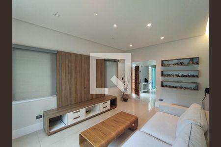 Sala de casa à venda com 4 quartos, 200m² em Aclimação, São Paulo