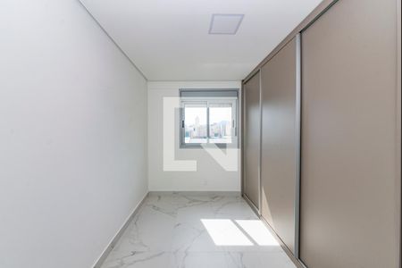 Quarto  de apartamento para alugar com 2 quartos, 61m² em Barro Preto, Belo Horizonte