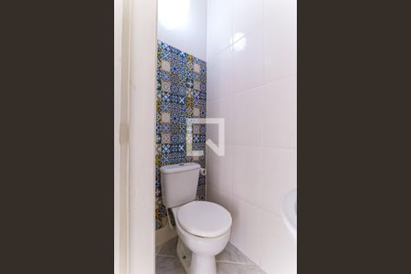 Lavabo de apartamento para alugar com 2 quartos, 75m² em Méier, Rio de Janeiro