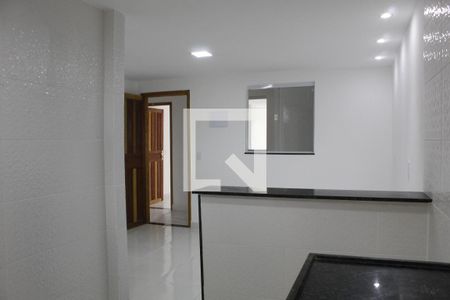 Cozinha e Área de Serviço de apartamento para alugar com 1 quarto, 29m² em Jacarepaguá, Rio de Janeiro