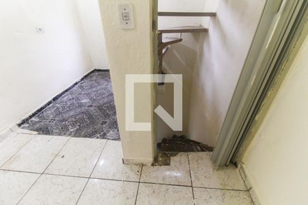 Quarto de casa para alugar com 1 quarto, 70m² em Vila Santa Ines, São Paulo