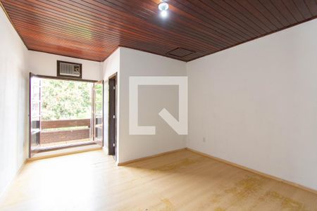 Casa à venda com 3 quartos, 163m² em São Luís, Canoas