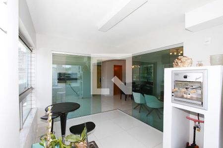 Sala de apartamento à venda com 4 quartos, 140m² em Buritis, Belo Horizonte