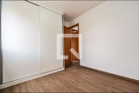 Quarto 1 de apartamento para alugar com 2 quartos, 66m² em Santo Antônio, Belo Horizonte