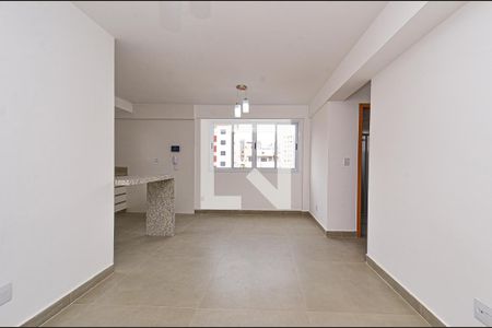 Sala  de apartamento para alugar com 2 quartos, 66m² em Santo Antônio, Belo Horizonte