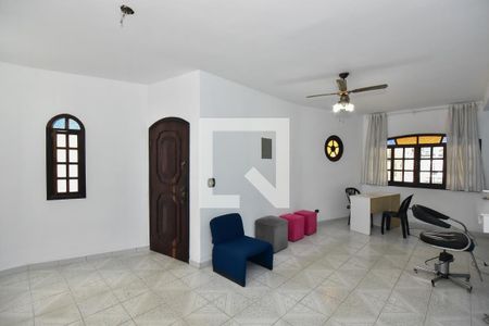 Sala de casa à venda com 3 quartos, 201m² em Jardim Maria Rosa, Taboão da Serra