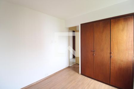 Quarto 2 de apartamento para alugar com 3 quartos, 77m² em Vila Sofia, São Paulo