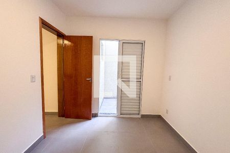Quarto de apartamento para alugar com 1 quarto, 33m² em Vila Paulo Silas, São Paulo