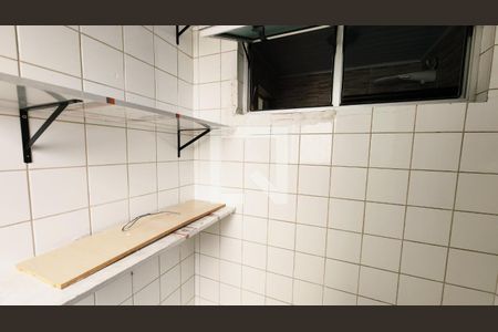 Cozinha e Área de Serviço de apartamento para alugar com 2 quartos, 56m² em Vila Formosa, Jundiaí