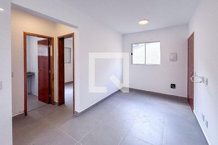 Apartamento para alugar com 2 quartos, 41m² em Vila Paulo Silas, São Paulo