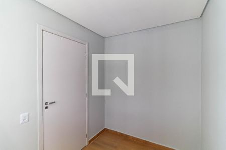 Quarto 2 de apartamento para alugar com 2 quartos, 35m² em Fazenda da Juta, São Paulo