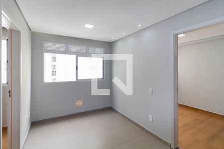 Sala de apartamento para alugar com 2 quartos, 35m² em Fazenda da Juta, São Paulo