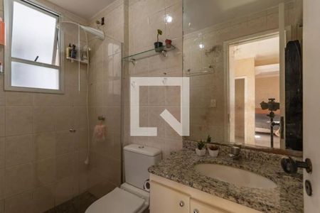 Banheiro de apartamento à venda com 3 quartos, 89m² em Itapoã, Belo Horizonte