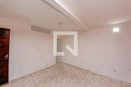 Casa para alugar com 2 quartos, 100m² em Parque Tomas Saraiva, São Paulo