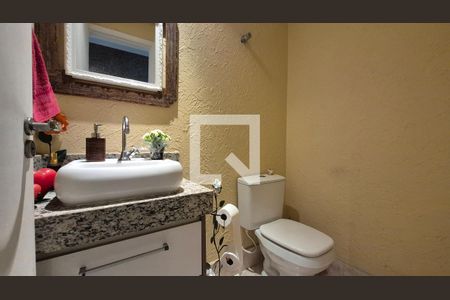 Lavabo 2 de casa para alugar com 3 quartos, 166m² em Jardim das Maravilhas, Santo André