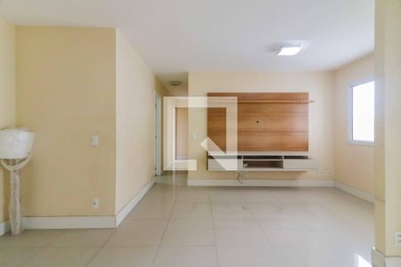 Sala de apartamento para alugar com 3 quartos, 95m² em Jardim Cláudia, São Paulo