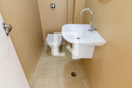 Lavabo de apartamento à venda com 2 quartos, 56m² em Vila Buarque, São Paulo