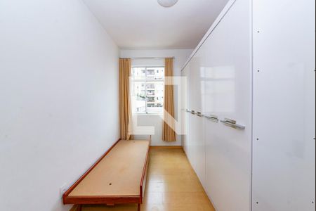 Quarto 1 de apartamento para alugar com 3 quartos, 75m² em Alto Barroca, Belo Horizonte