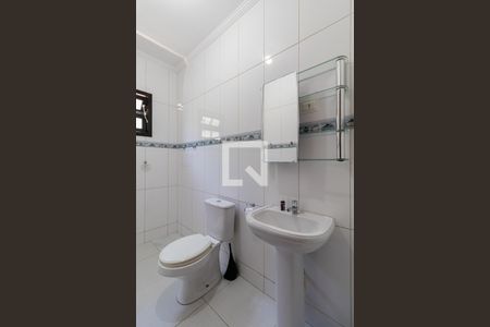 Banheiro de casa para alugar com 1 quarto, 100m² em Vila Nova Curuca, São Paulo