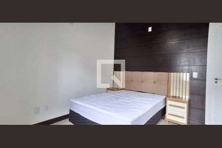 Quarto de apartamento para alugar com 1 quarto, 72m² em Centro, Florianópolis