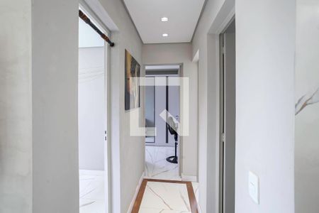 Corredor de apartamento à venda com 2 quartos, 50m² em Vila Aeroporto, Belo Horizonte