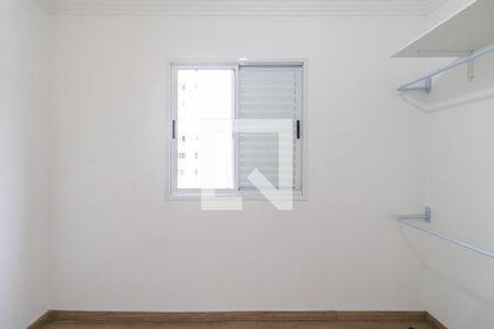 Quarto1  de apartamento para alugar com 2 quartos, 68m² em Jardim Tupanci, Barueri