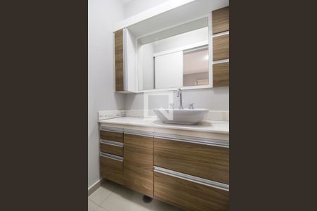 Banheiro da Suíte de apartamento para alugar com 1 quarto, 40m² em Melville Empresarial Ii, Barueri