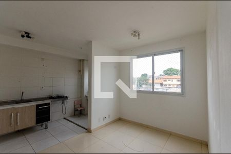 Sala de apartamento para alugar com 2 quartos, 46m² em Vila Zat, São Paulo