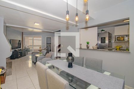 Sala de casa de condomínio à venda com 3 quartos, 276m² em Boa Vista, Porto Alegre