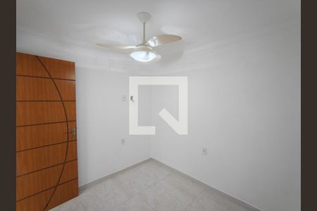 Quarto 1 de casa para alugar com 2 quartos, 90m² em Taquara, Rio de Janeiro