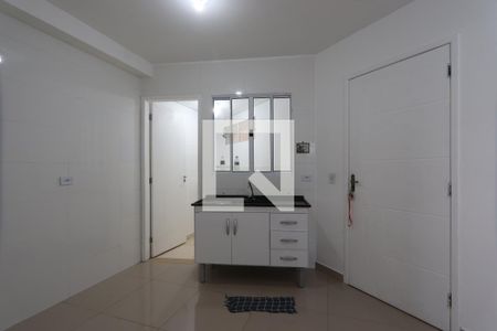 Sala/Cozinha de apartamento para alugar com 2 quartos, 40m² em Vila Bela, São Paulo