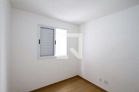 Suíte de apartamento para alugar com 2 quartos, 60m² em Buritis, Belo Horizonte